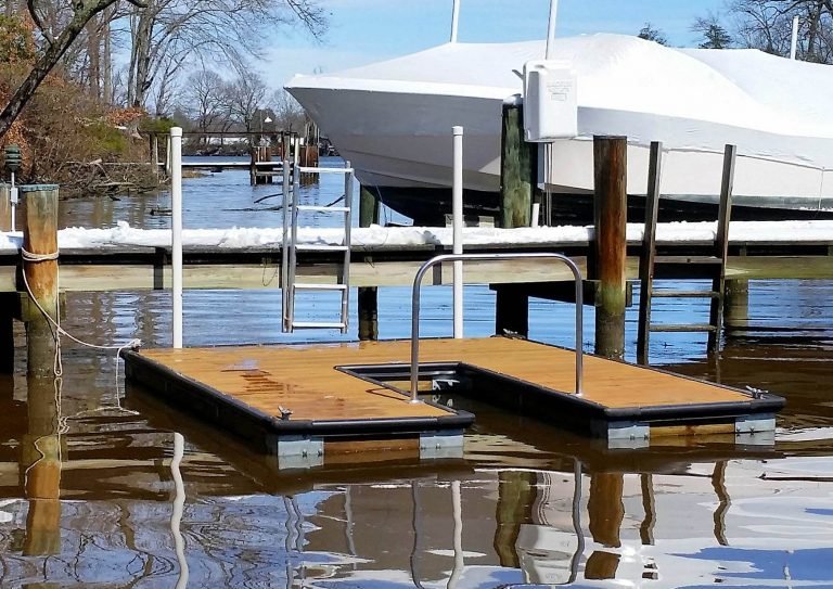 10 x 13 Slot dock Custom Floating Dock Builder Annapolis MD